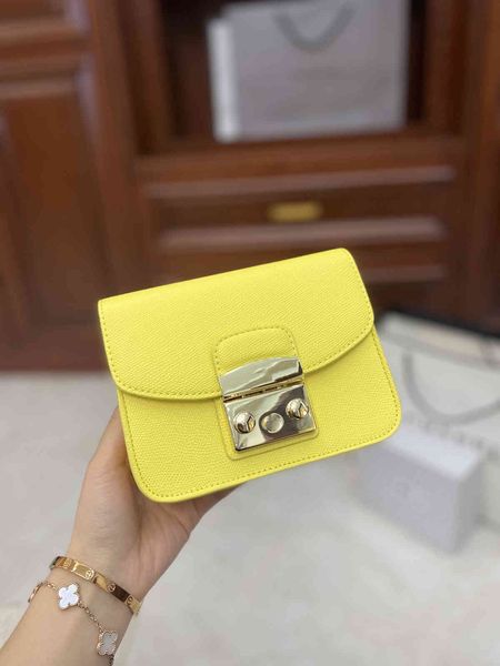 

designer handbag 2021 louisbags_18 saddle bag felicie marmont onthego mini backpack purse dingdanduoduo888 marc snapsbags crystal constructi