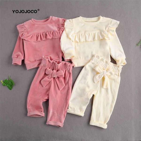 

baby girl clothes autumn and winter warm velvet suit girl solid color round neck ruffled blouse + bow trousers 2-piece set 220118, White
