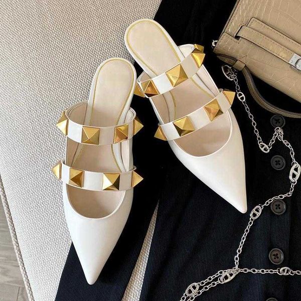

2021 fashion women flat sandals designer pointed toe cover big willow nail casual metal golden rivets genuine leather sole sootheze slipper, Black