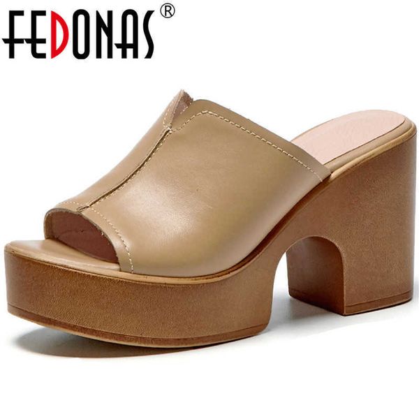 

concise platforms peep toe female slippers genuine leather high heels sandals for women est casual house shoes woman 210528, Black