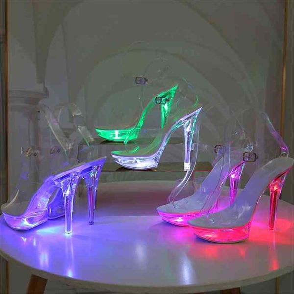 Licht bis leuchtende Frau leuchtende klare Sandalen Frauen Plattform LED 13 cm High Heel transparente Stripper Heels Schuhe 210415