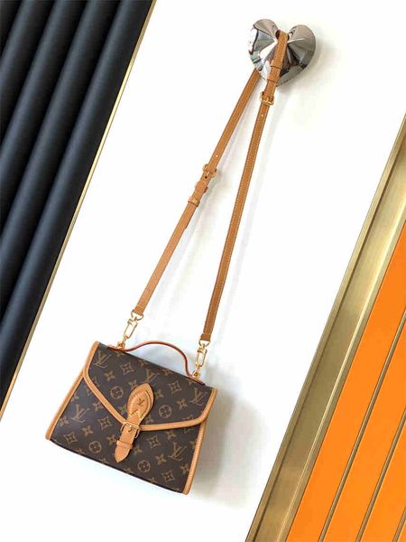 

luxury 2021 autumn winter new lamb cashmere tote bag temperament handbag single shoulder messenger women's bag[completed on november 18