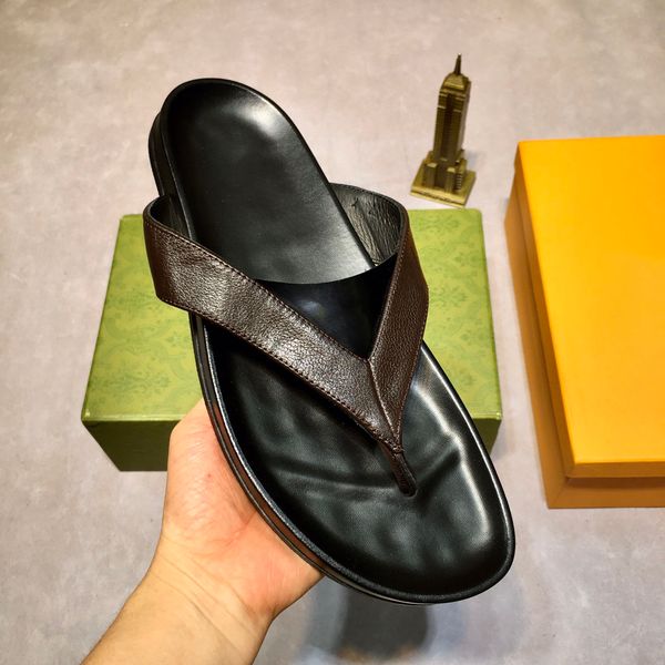 

2021 slippers brand luxury designer leather flip flops sandals flower grid material presbyopia slippers light and comfortable, Black