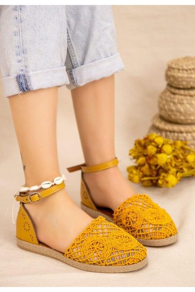 

women's yellow braided sandals, Black