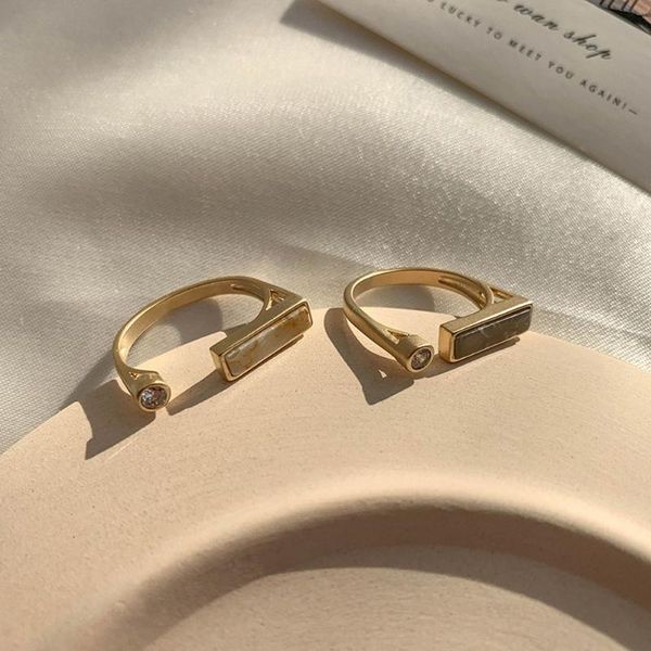 

cluster rings fashion women retro geometric irregular natural stone spar gold metal marble crystal finger girls party exotic gifts, Golden;silver