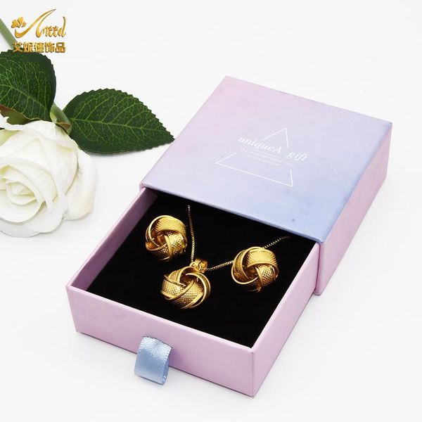 

jewelry pouches, bags gift box pull out plated flannelette storage ring organizer packaging necklace earrings bracelet jeweler sets display, Pink;blue