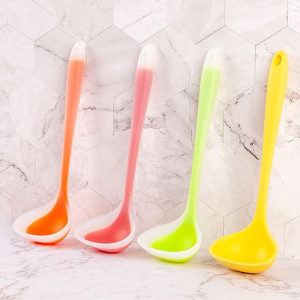 

spoons creative tableware silicone rice ladle 1pcs long handle soup spoon meal dinner scoops kitchen supplies cooking tool