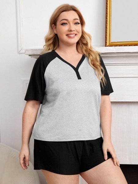 

plus colorblock raglan sleeve half button pj set p56m#, Black;white