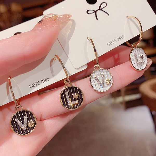 

simple personality s925 sier needle earrings women's fashion design, Golden