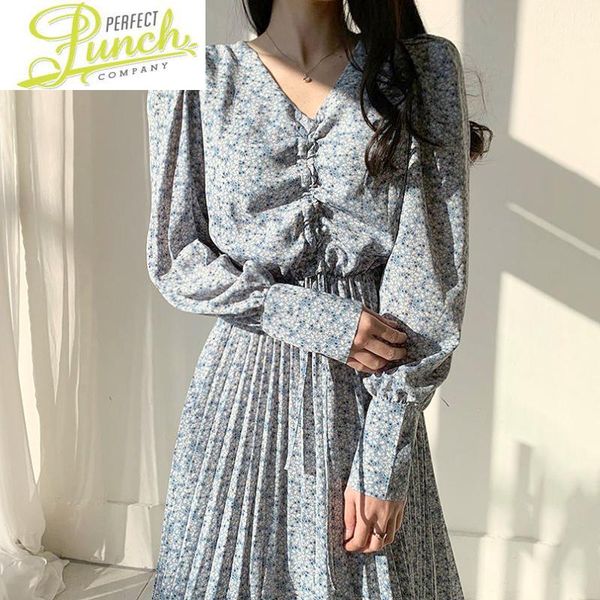 

spring chiffon women elegant korean style floral ladies dresses long sleeve casual midi dress v neck vestidos pph126, Black;gray
