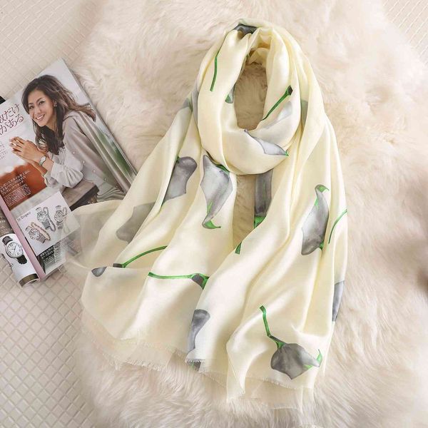 

new horseshoe lotus printed silk scarf for women in spring and summer, Blue;gray