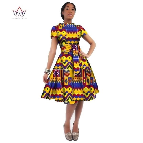 Abiti Africa all'ingrosso per le donne Abiti africana Stampa a cera Abiti dashiki Plus Size Africa Abbigliamento stile per le donne Vestito da ufficio WY082 210408