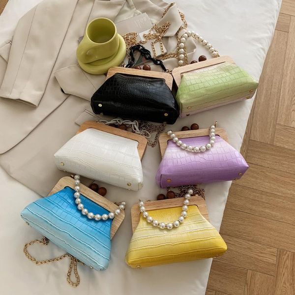 

evening bags 2021 clip shell bag korean style western all-match texture female shoulder pearl chain messenger
