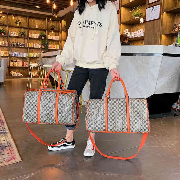 

new leisure fitness travel boarding sling shoulder messenger business mother waterproof bag handbags