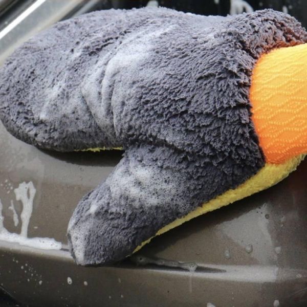 

car accessories cleaning wash gloves coral fleece strong water absorption wiping bear auto cycling sponge