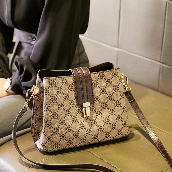 

evening bags luxury designer crossbody for women 2021 european and american fashion bucket bag vintage style shoulder purse