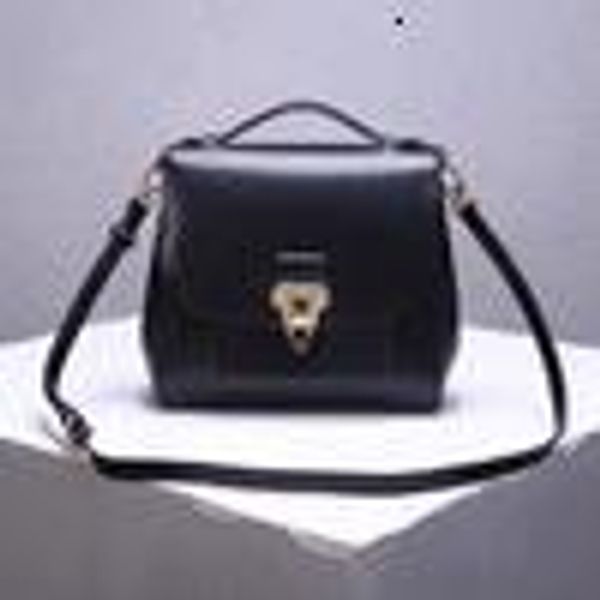 

libobo6_1 eizu m53336 backpacks handbags iconic handles shoulder bags totes cross body bag clutches evening oxidized leather business, Red;black