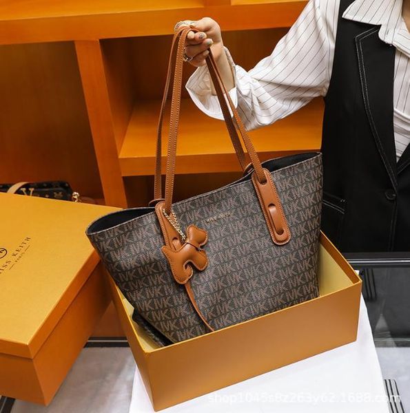 

genuine leather bag women's large capacity 2021 portable totes casual all-match single shoulder tote bags