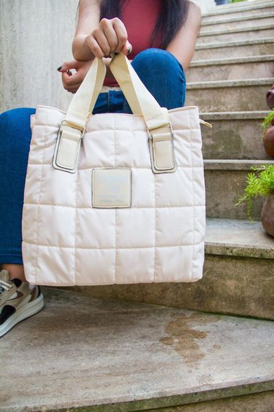 

evening bags change time shopper trend women daily bag