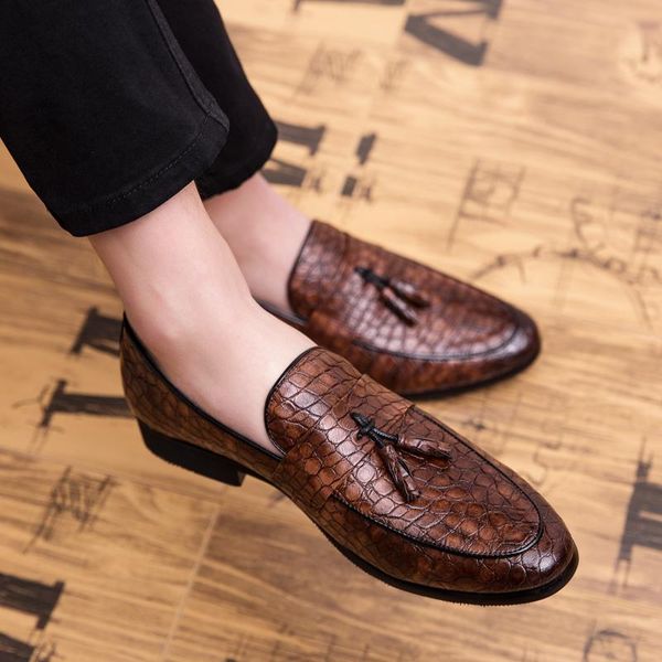 

dress shoes four seasons pointed men formal business brogue luxury men's male casual leather wedding party loafers, Black