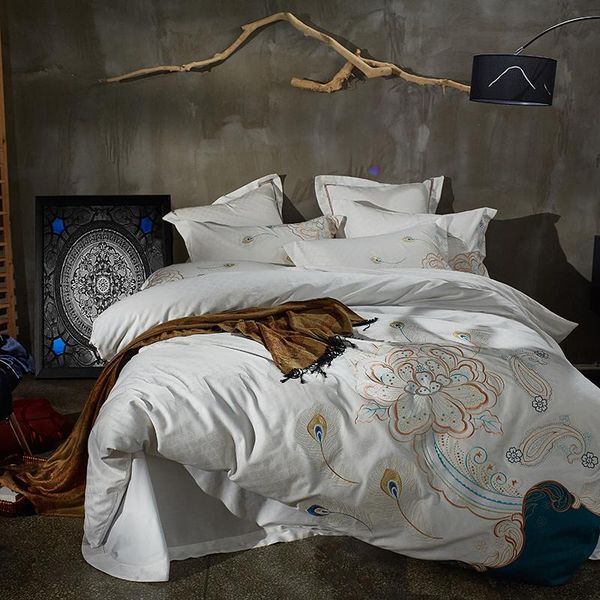 

bedding sets luxury 100% egyptian cotton satin flowers embroidery cover jacquard bed pillowcases fitted linen set duvet sheet
