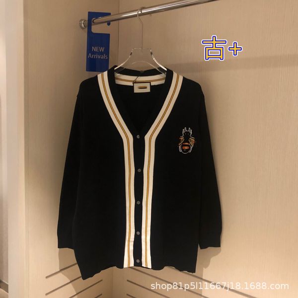 

2022 brand designer winter womens long-sleeved v-neck sweater cardigan college style bee cotton sweater christmas gift, White