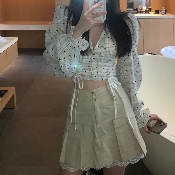 

korea vintage two piece sets sweet v-neck puff sleeve drawstring shirt + lace with pleated mini skirt summer outfits female 210518, White