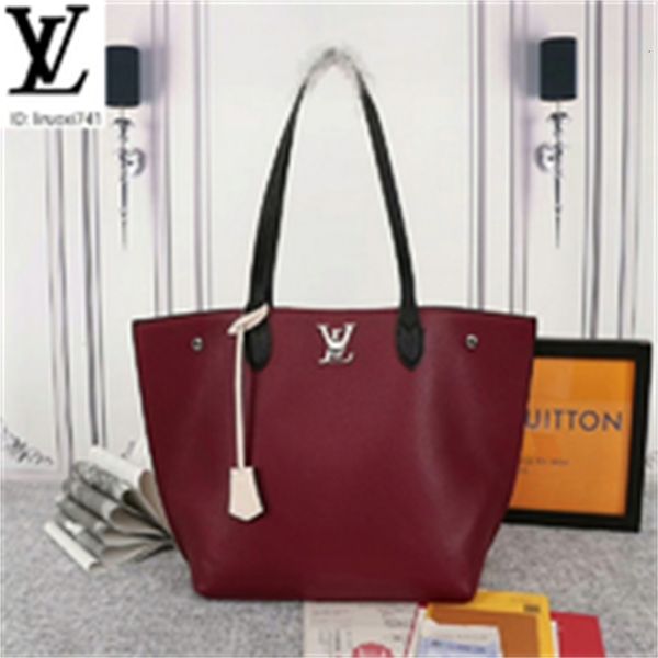 

brand designer luxury y3xx m52617 locked large shopping bag red women handbags iconic bags handles shoulder bags totes cross body bag cl, Red;black
