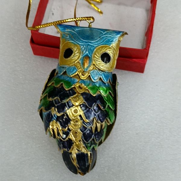 

handcrafts cloisonne enamel fancy owl charms keychain animal key rings christmas tree home decoration hanging ornaments bag pendants, Slivery;golden