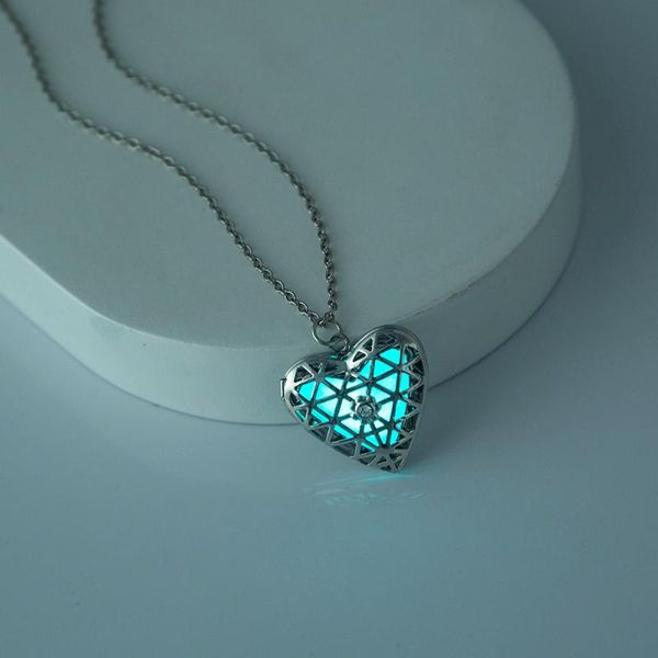

pendant necklaces hollow heart luminous necklace alloy openable fluorescent glow in dark halloween jewelry accessories, Silver