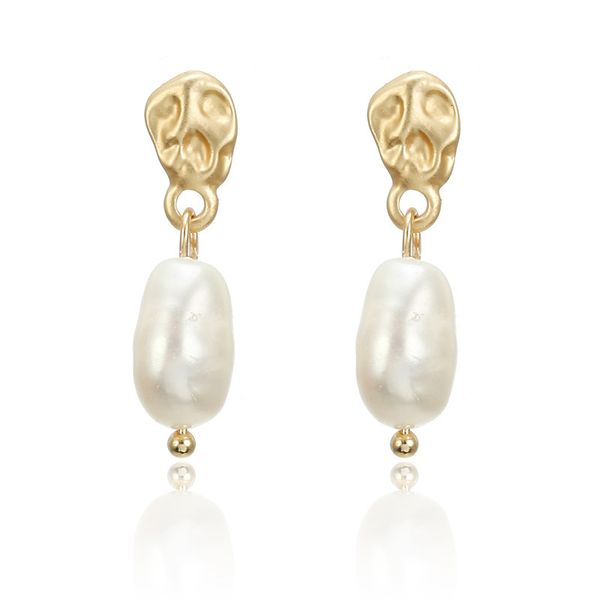 

studs earrings fashion simple baroque shaped natural fresh water pearl, Golden;silver
