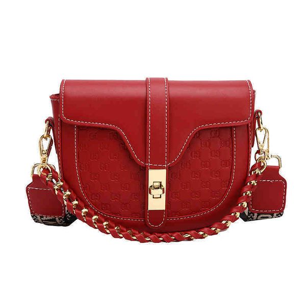 

2022 latest models handbag wholesale female embossed commuter single shoulder ins trend saddle, Black;red