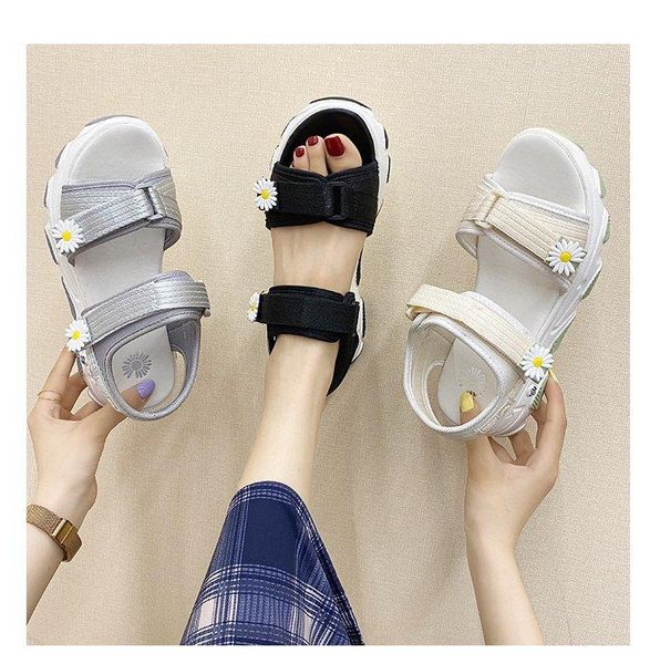

summer 2021 thick bottom increased breathable mesh small daisy sandals female sports beach shoes, Black