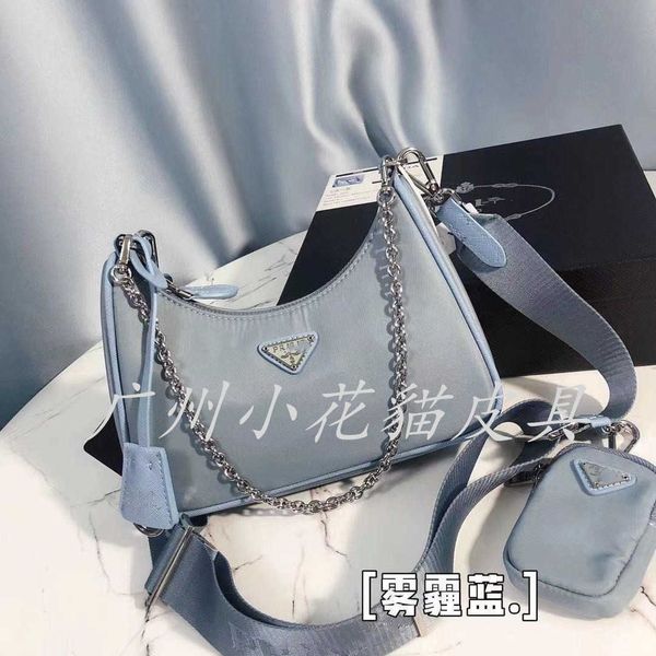 

2021 new p three in one armpit bag hobo black nylon women's bag chain crossbar crescentzly