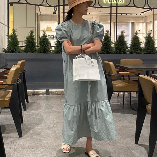 

casual dresses [ewq] 2021 summer o neck puff sleeve hem ruffles dress women elegant long robe korea loose midi purple qv998, Black;gray