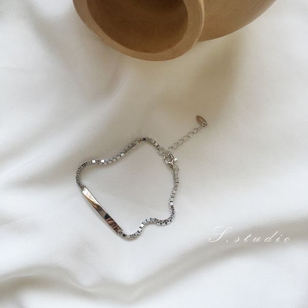 

designer earrings engagement rings, bracelets and gold necklaces are women's favorites charm bracelets pure silver niche design korean, Black