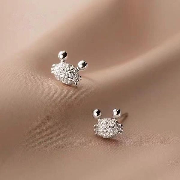 

stud koudoun fashion with sea crab underwater world and starfish exquisite female earrings jewelry, Golden;silver