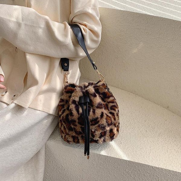 

evening bags autumn and winter, small bag female 2021 fashion leopard hand water bucket wild white shoulder diagonal