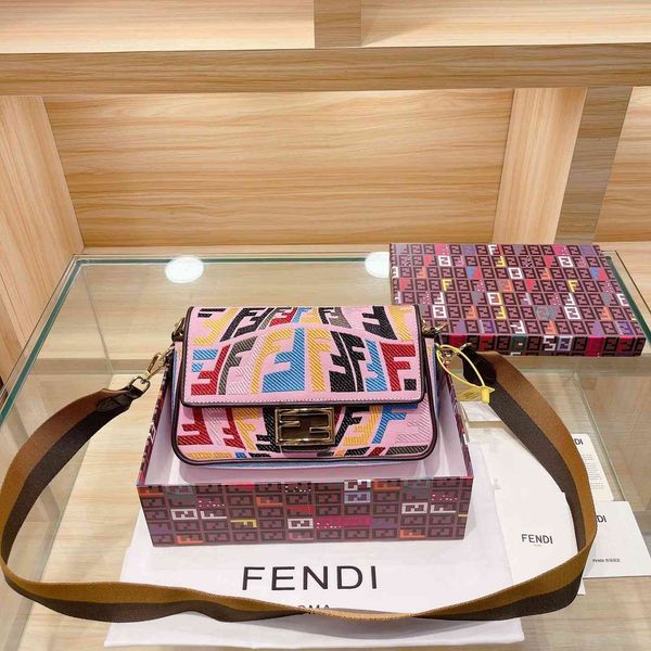 

light luxury 2021 new versatile leisure trend fashion wide shoulder strap cross body large capacity flip single shoulder small square bag me