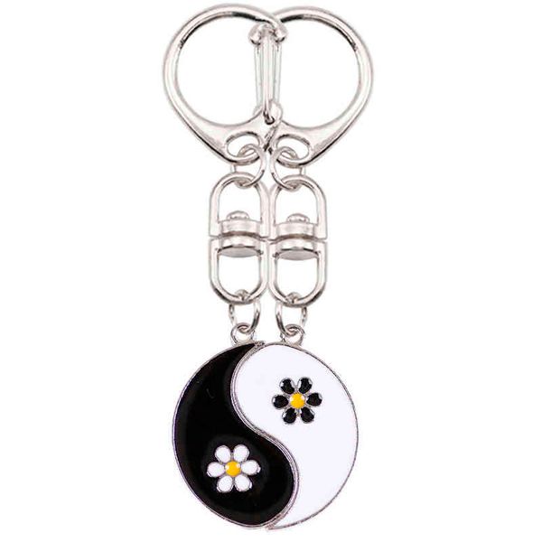 

portable car classic gossip couple chain hook-shaped round pendant key chain female bag jewelry gift, Silver