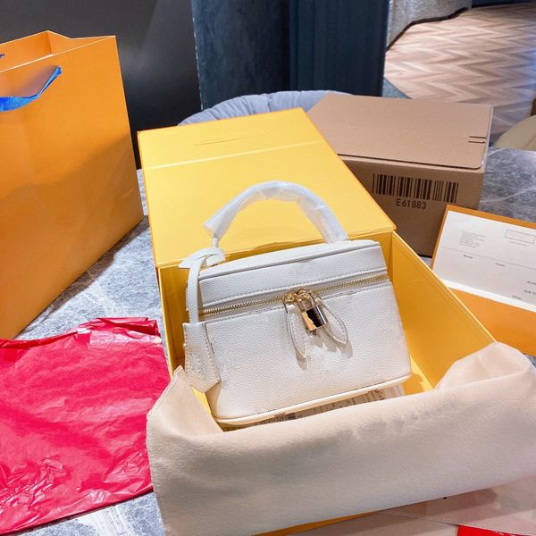 

2021 cosmetic handle bag vanity ladies luxurys brands designers handbags letter crossbody shoulder handbag durable portable women purses