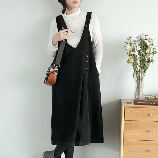 

casual dresses cotton corduroy strap pleated dress female style art stitching retro v-neck mid-length autumn 2021, Black;gray