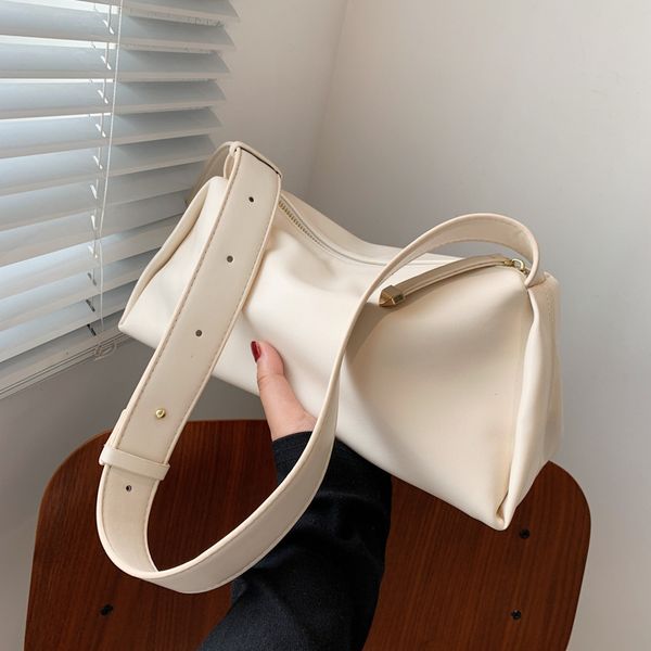 

fashionable single shoulder minimalist pu soft leather hand light women's personality foreign style messenger bag