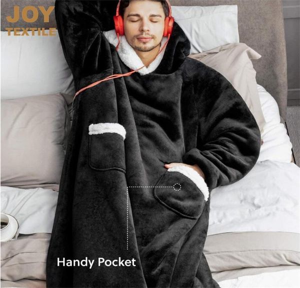 

blankets winter hooded tv plaid sherpa blanket with big pockets women flannel warm multifunctional one piece sleeve sofa 2021