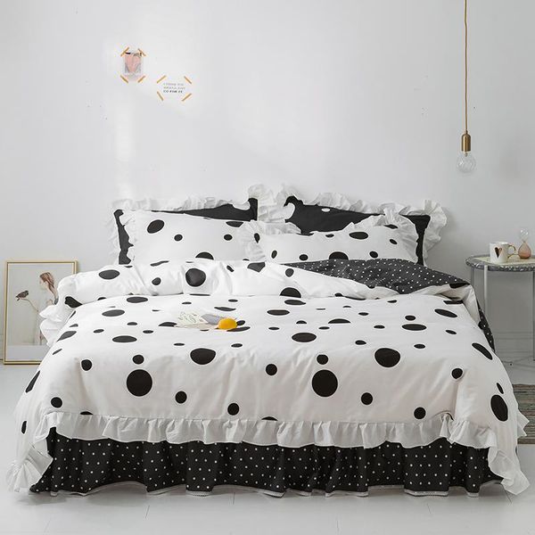 

bedding sets black white princess set king  size luxury 4pcs ruffles quilt cover 100% cotton bedspread bed skirt pillowcases