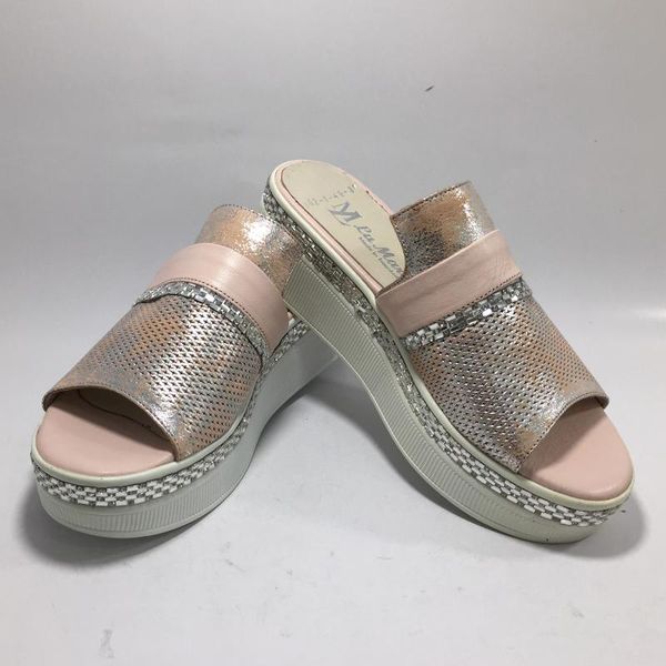 Pantofole da donna primavera ed estate moda infradito ortopediche sandali comodi e leggeri scarpe con plateau in vera pelle