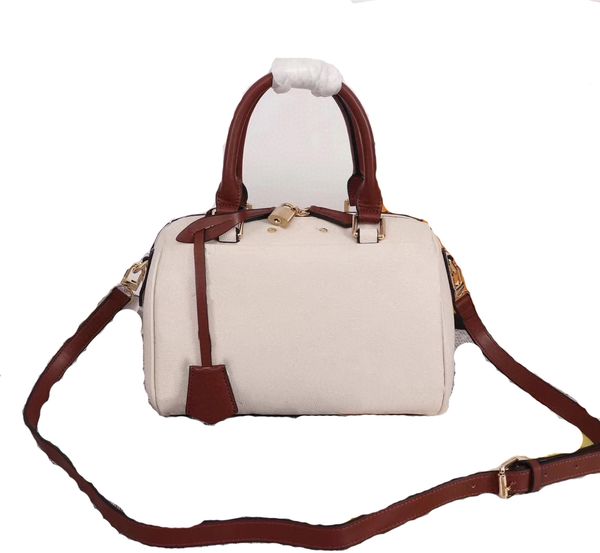 

fashion luxurys shoulder bag onthego medium tote women designers handbags by the pool monograms embossing messenger designer bags 421