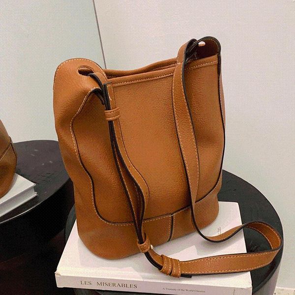 

evening bags winter large capacity travel bucket ladies vintage leather handbags designer tote bag for women crossbody sac shoulder