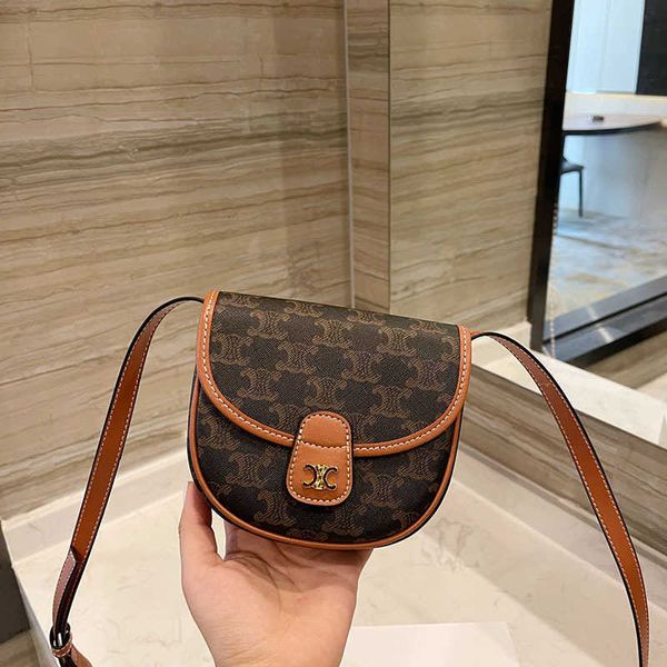 

2021 new single shoulder crossbody bag lisastorage bagszly