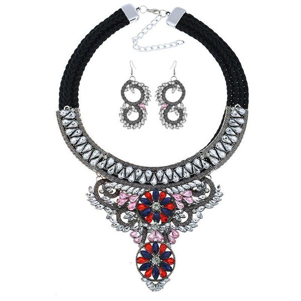 

chokers color alloy clavicle necklace exaggerated fashion women dress accessories, Golden;silver